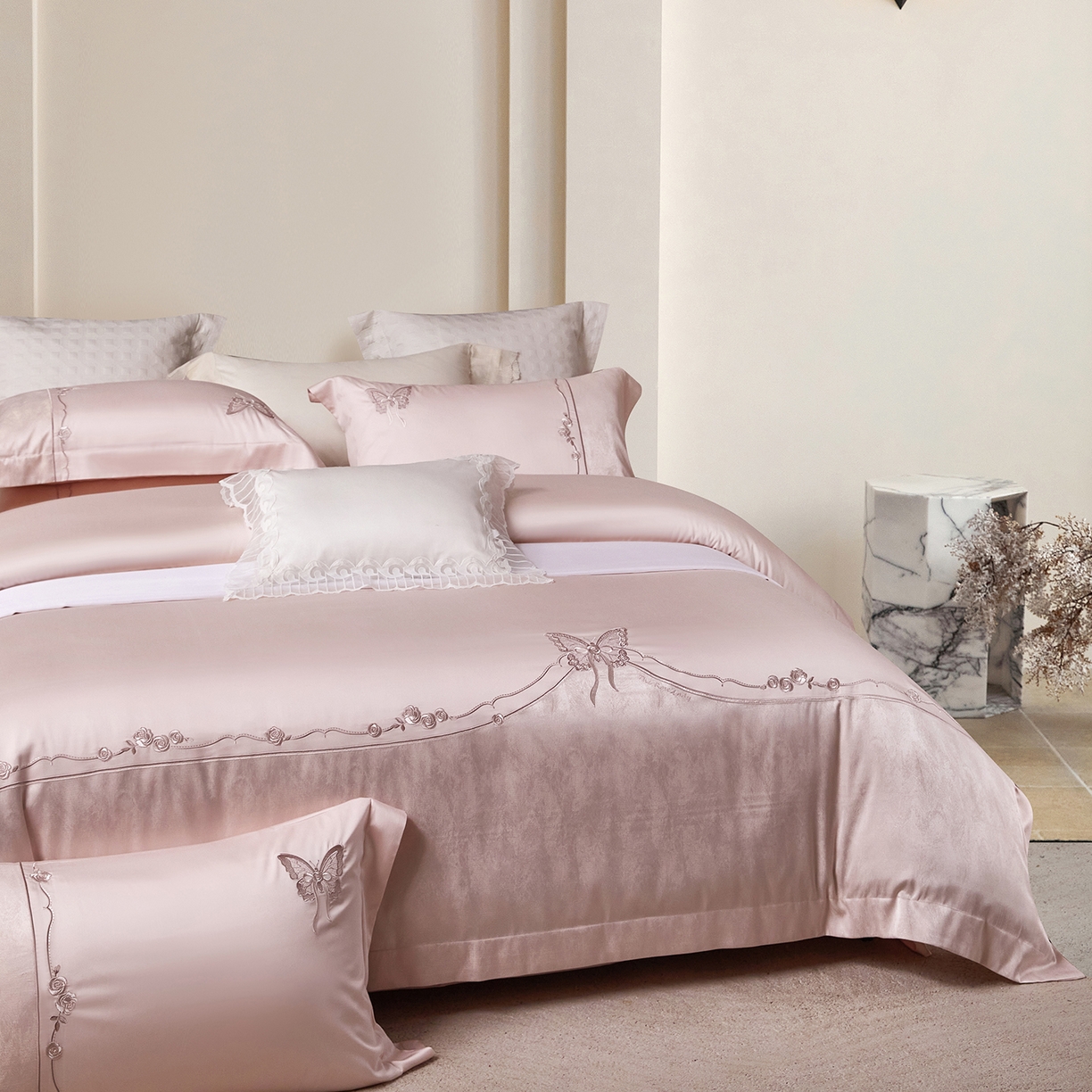 91家纺网 家纺一手货源 找家纺 蒂爵 2026新款天丝棉提花四件套 高雅粉