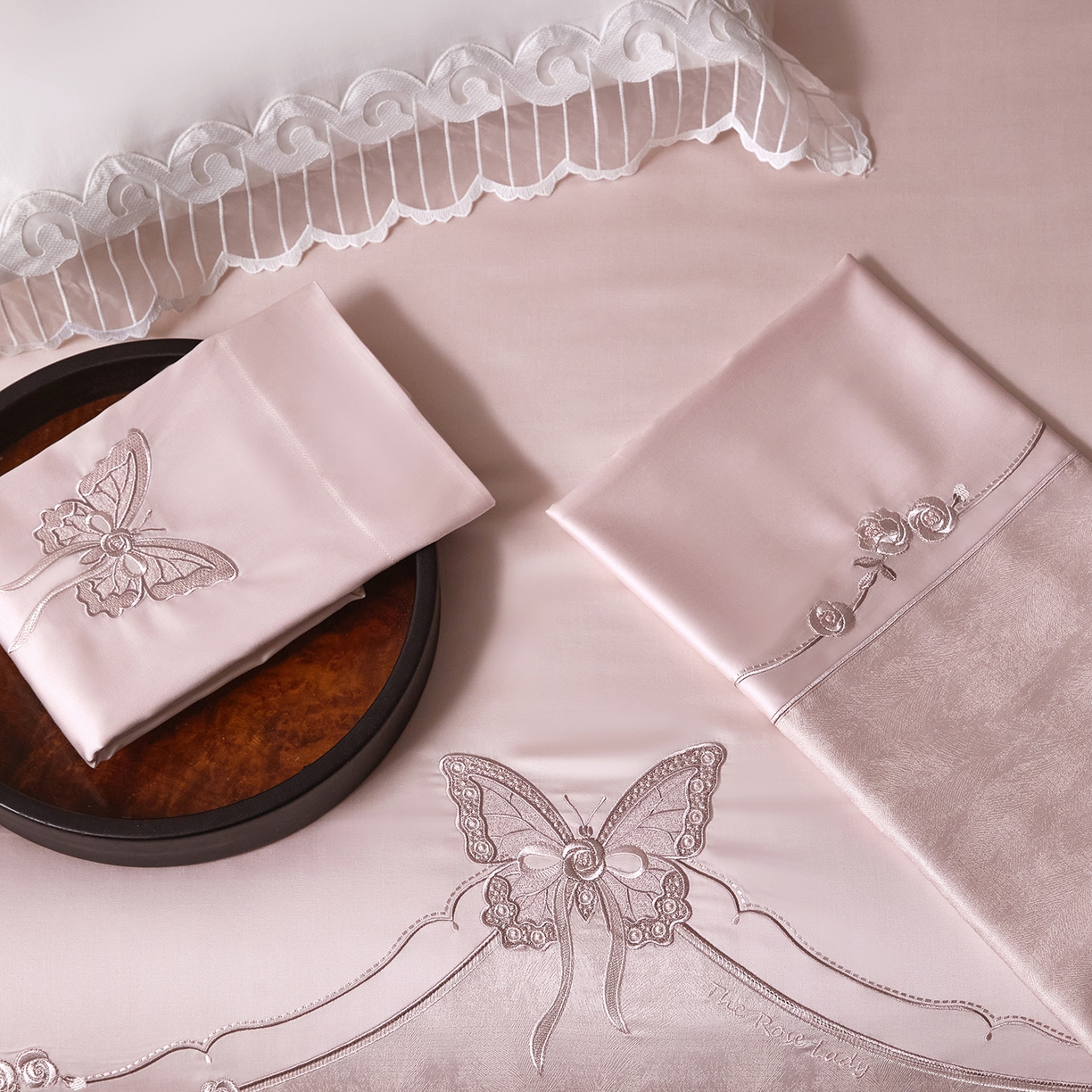 91家纺网 家纺一手货源 找家纺 蒂爵 2026新款天丝棉提花四件套 高雅粉