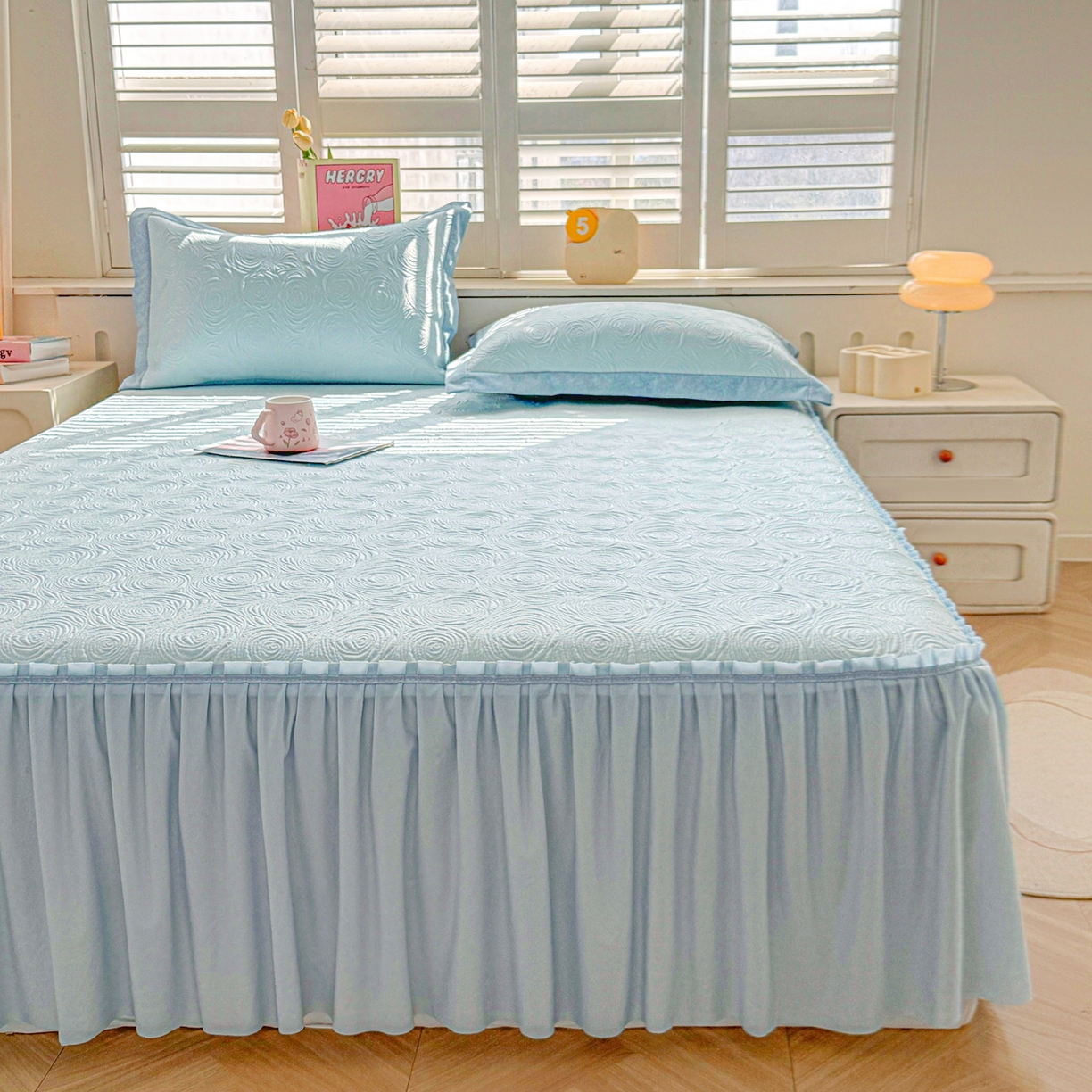 91家纺网 家纺一手货源 找家纺 席都凉席工厂店 2026年款玫瑰提花凉感豆豆席云感亲肤可水洗夏凉软席床裙款-云柔玫瑰 云柔玫瑰-湖水蓝床裙款