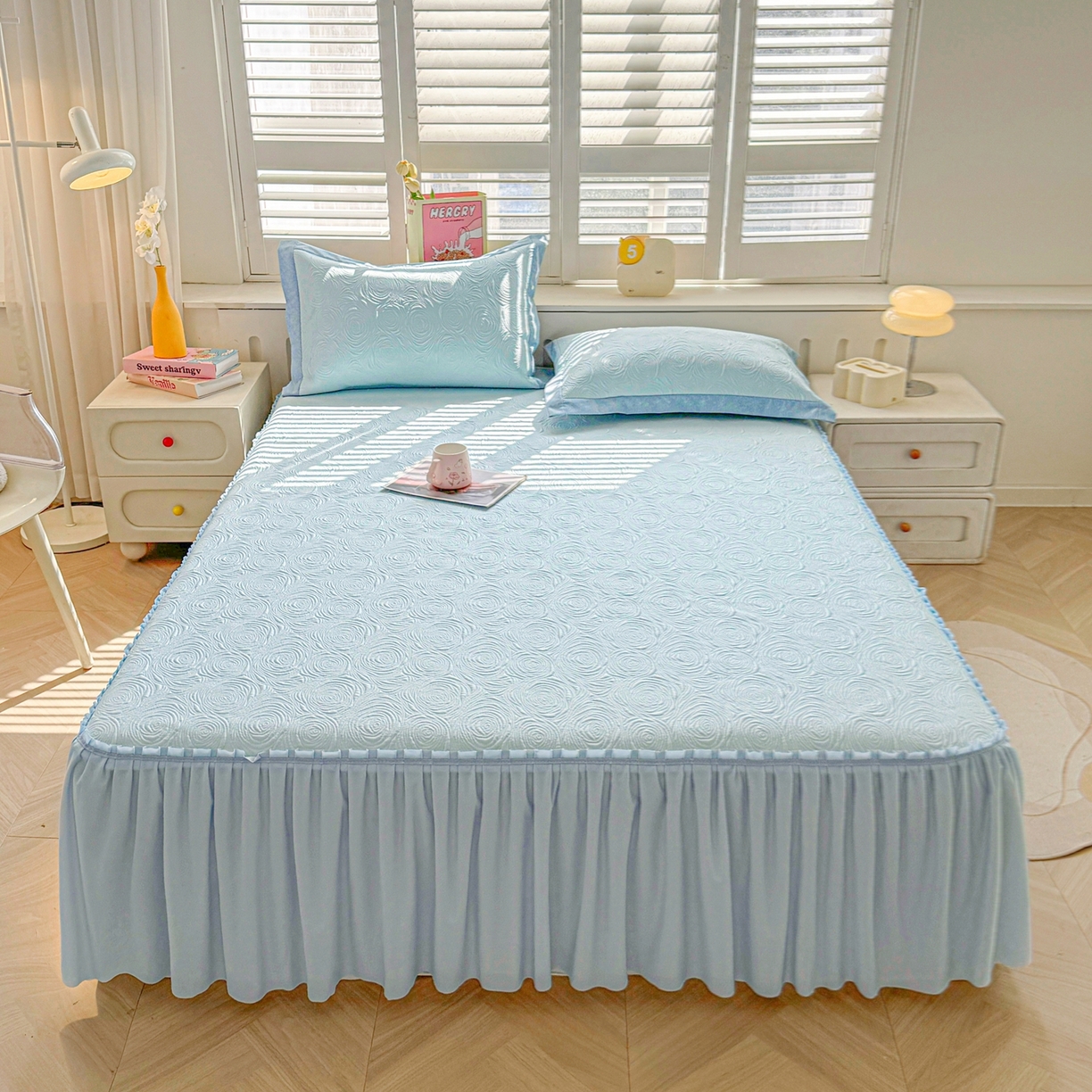 91家纺网 家纺一手货源 找家纺 席都凉席工厂店 2026年款玫瑰提花凉感豆豆席云感亲肤可水洗夏凉软席床裙款-云柔玫瑰 云柔玫瑰-湖水蓝床裙款