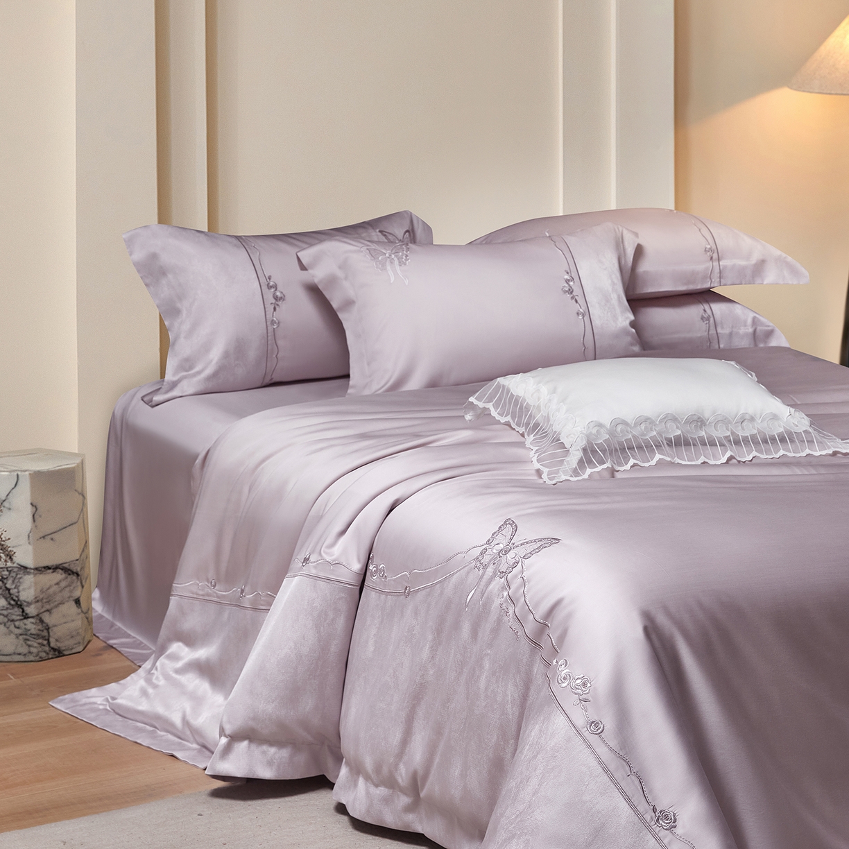 91家纺网 家纺一手货源 找家纺 蒂爵 2026新款天丝棉提花四件套 优雅紫