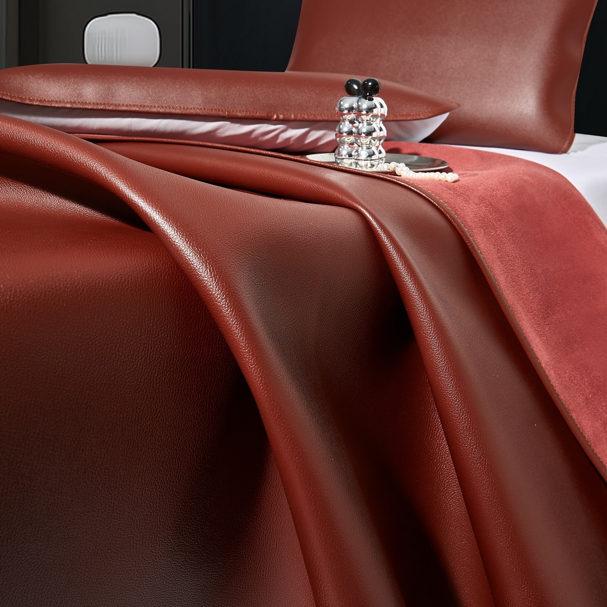 91家纺网 家纺一手货源 找家纺 （总）yyds网供 仿真牛皮席夏季高端软席凉感PE皮藤席子超纤皮革软凉席外贸版双面凉感加厚雪藤