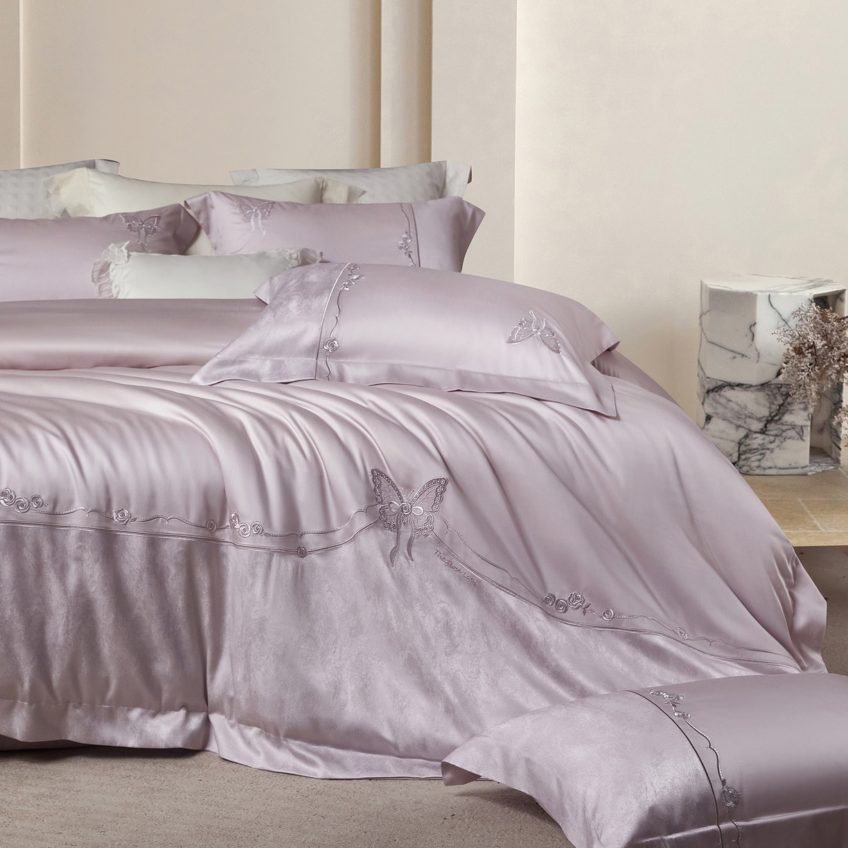 91家纺网 家纺一手货源 找家纺 蒂爵 2026新款天丝棉提花四件套 优雅紫