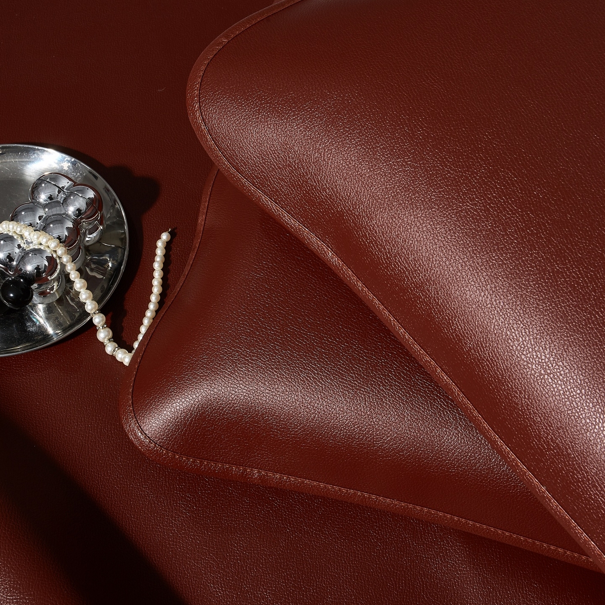 91家纺网 家纺一手货源 找家纺 （总）yyds网供 仿真牛皮席夏季高端软席凉感PE皮藤席子超纤皮革软凉席外贸版双面凉感加厚雪藤