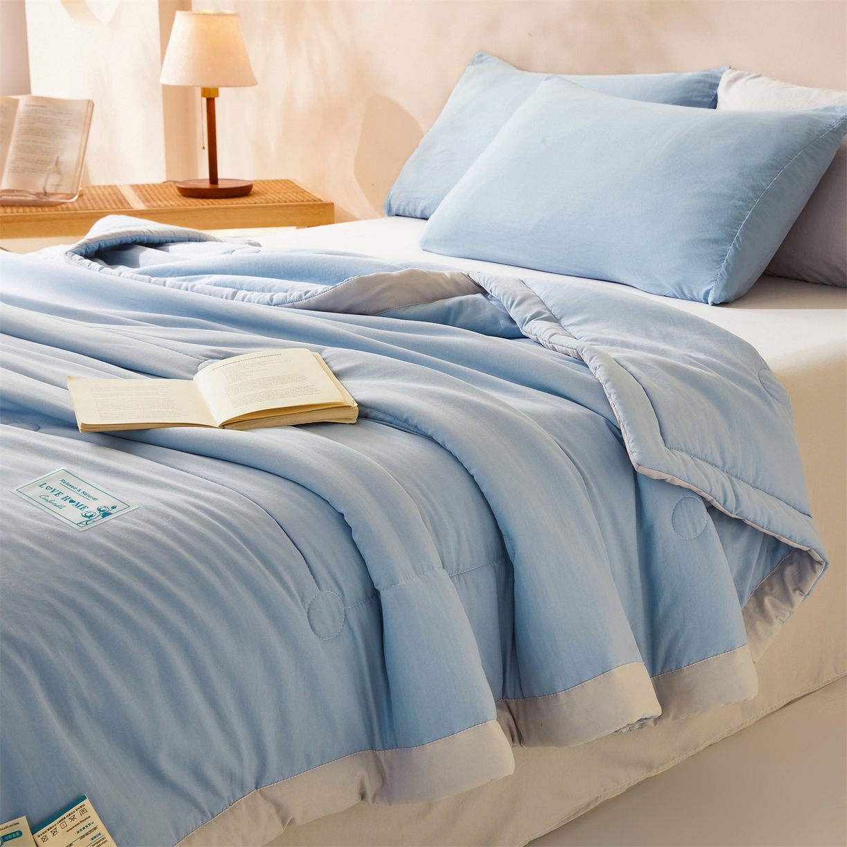 91家纺网 家纺一手货源 找家纺 罗布斯 2026新款简约纯色风水洗棉双拼夏被新疆棉花被夏凉被空调被(买家秀加微） 天空蓝