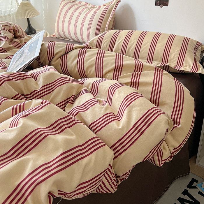 91家纺网 家纺一手货源 找家纺 朵朵家纺 2025新款亲肤水洗棉芦荟棉印花四件套 焦糖棕