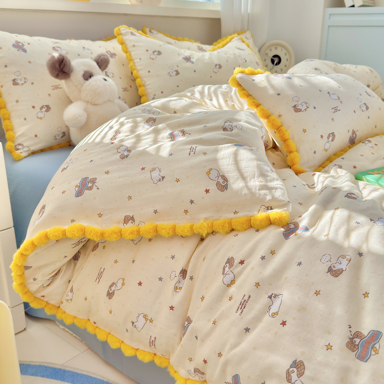 91家纺网 家纺一手货源 找家纺 （总）丽涵家纺 2026新款全棉双层纱全棉纯棉大雁纹毛球花边四件套