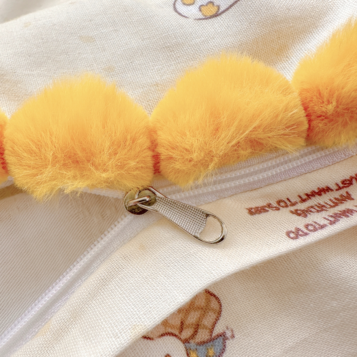 91家纺网 家纺一手货源 找家纺 （总）丽涵家纺 2026新款全棉双层纱全棉纯棉大雁纹毛球花边四件套