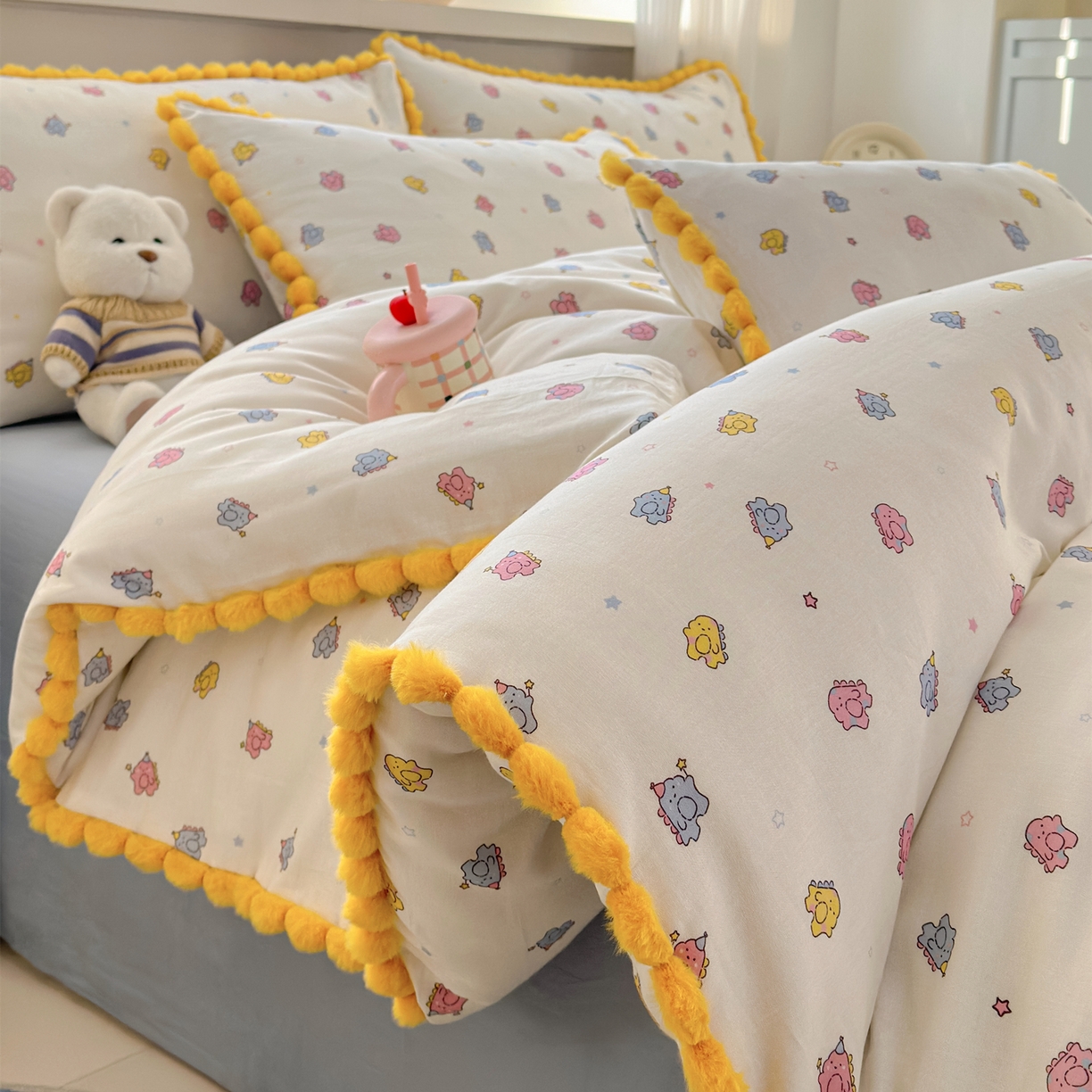 91家纺网 家纺一手货源 找家纺 （总）丽涵家纺 2026新款全棉双层纱全棉纯棉大雁纹毛球花边四件套