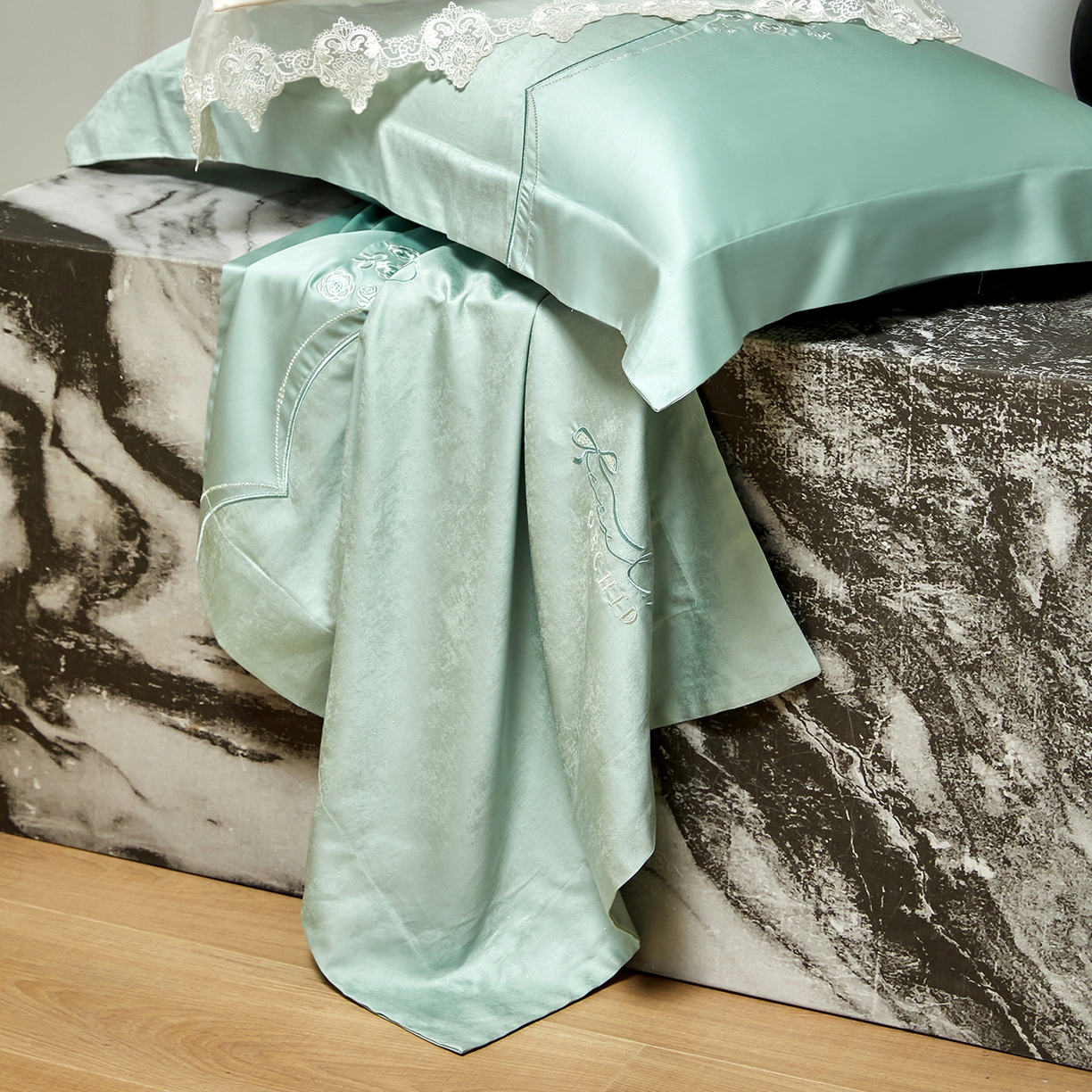 91家纺网 家纺一手货源 找家纺 蒂爵 2026新款天丝棉提花四件套 柔光兰