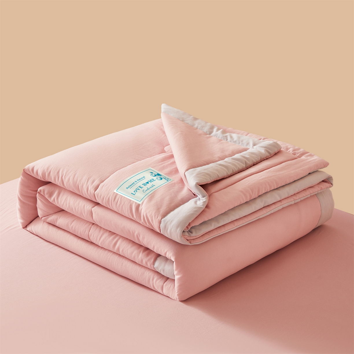 91家纺网 家纺一手货源 找家纺 罗布斯 2026新款简约纯色风水洗棉双拼夏被新疆棉花被夏凉被空调被(买家秀加微） 樱花粉