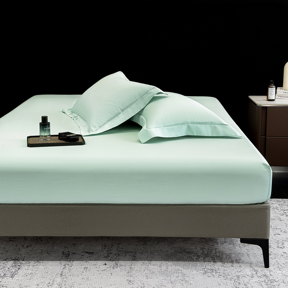 91家纺网 家纺一手货源 找家纺 莱势 2026新品100支全棉纯棉50x50s贡缎长绒棉纯色素色单品床单 床笠 枕套 绿野仙踪