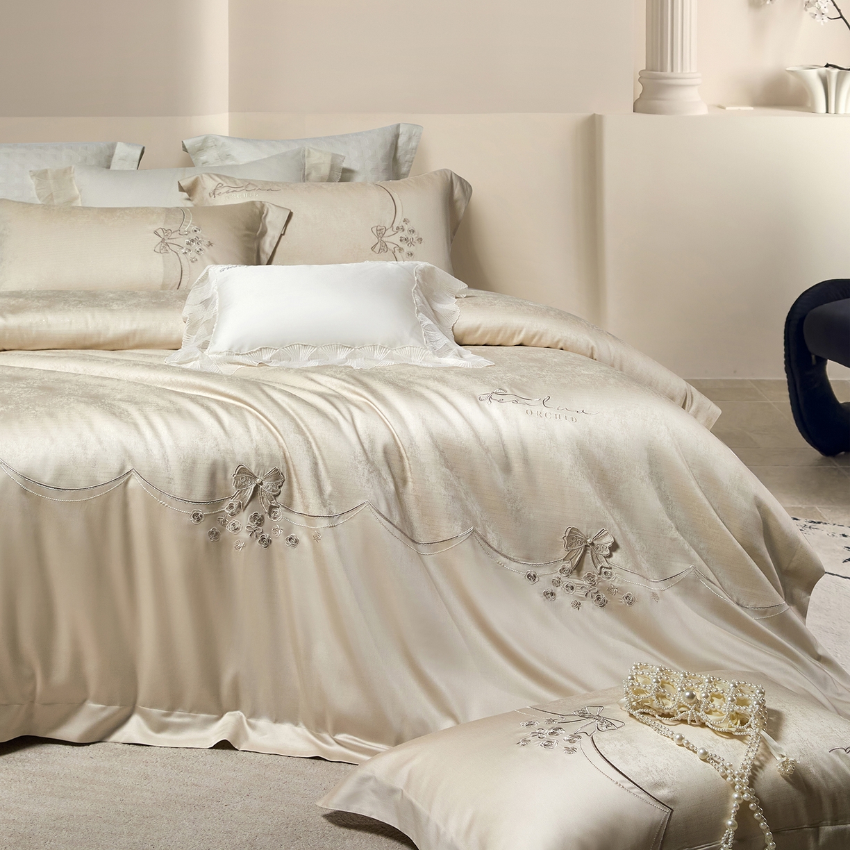 91家纺网 家纺一手货源 找家纺 蒂爵 2026新款天丝棉提花四件套 香槟金