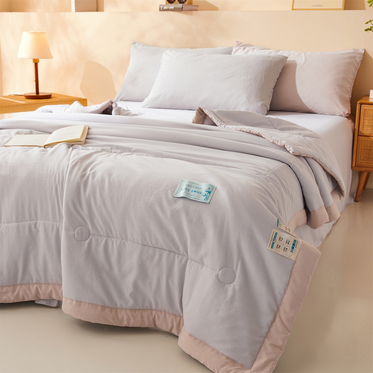 91家纺网 家纺一手货源 找家纺 罗布斯 2026新款简约纯色风水洗棉双拼夏被新疆棉花被夏凉被空调被(买家秀加微） 月光灰