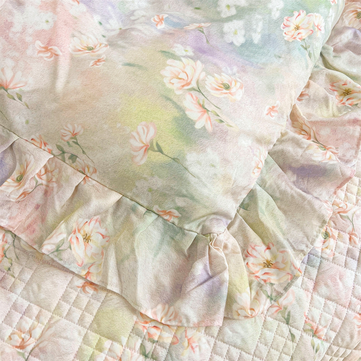 91家纺网 家纺一手货源 找家纺 宜凡 2026新款莱赛尔夹棉床盖四件套单被套 鸢尾幽梦