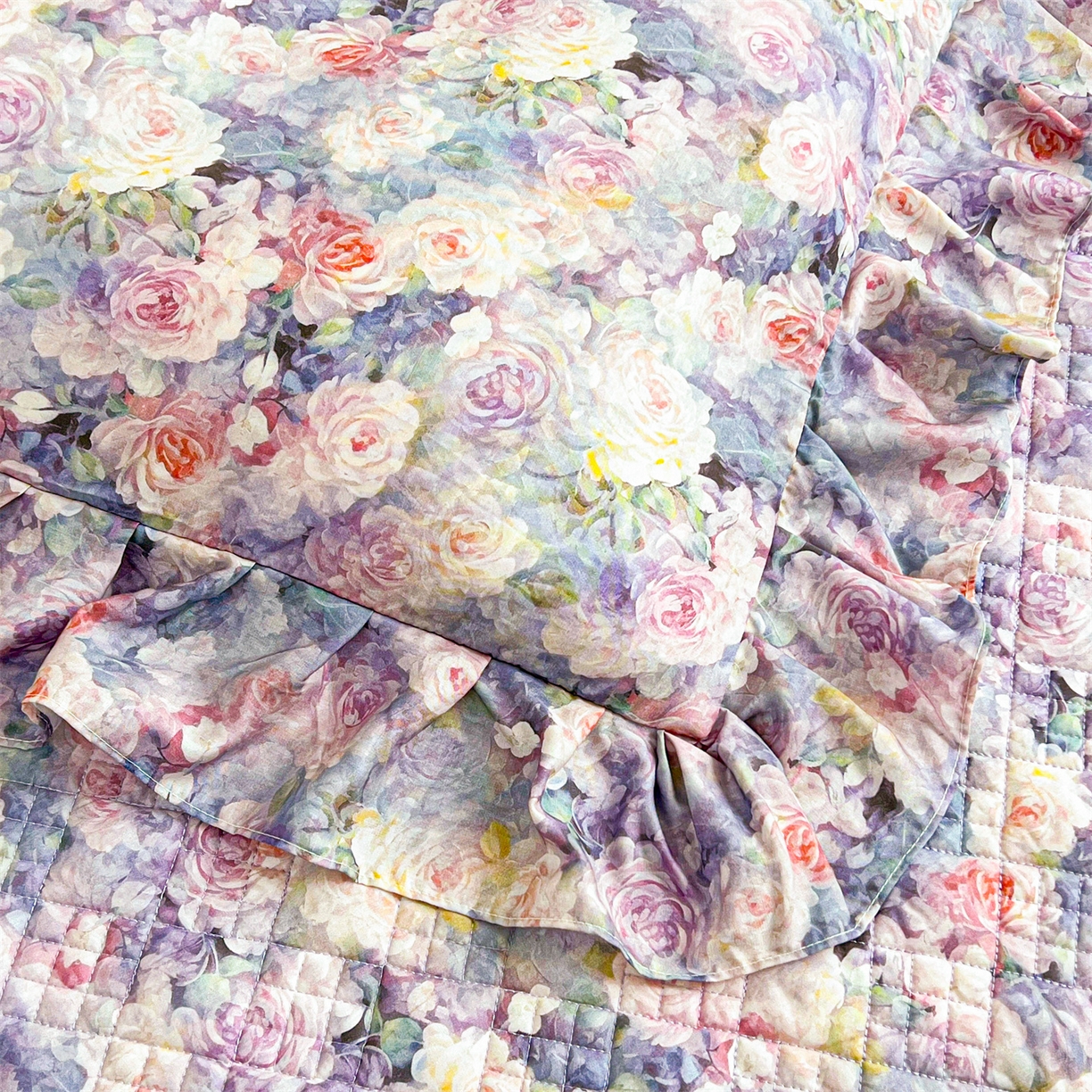 91家纺网 家纺一手货源 找家纺 宜凡 2026新款莱赛尔夹棉床盖四件套单被套 海棠碎影