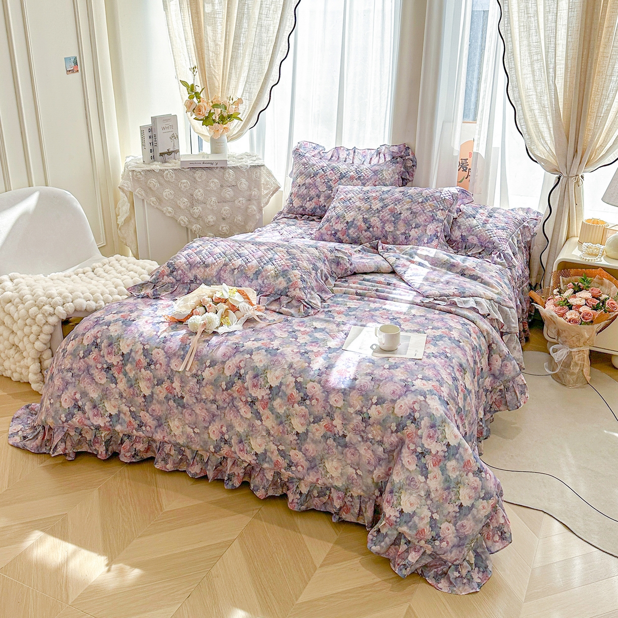 91家纺网 家纺一手货源 找家纺 宜凡 2026新款莱赛尔数码印花夹棉床盖夏被四件套 海棠碎影