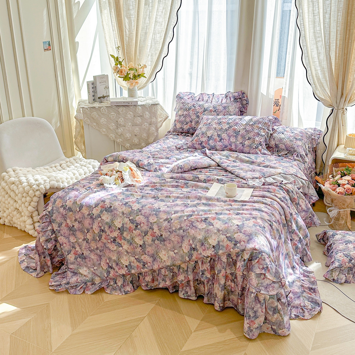 91家纺网 家纺一手货源 找家纺 宜凡 2026新款莱赛尔数码印花夹棉床盖夏被四件套 海棠碎影