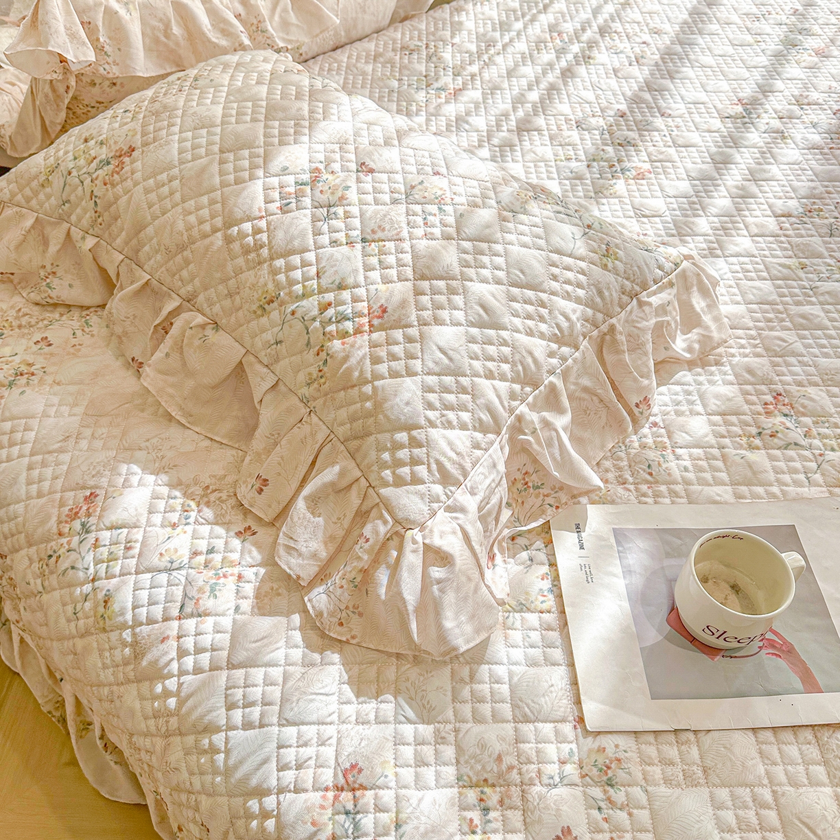 91家纺网 家纺一手货源 找家纺 宜凡 2026新款莱赛尔数码印花夹棉床盖夏被四件套 兰枝玉树