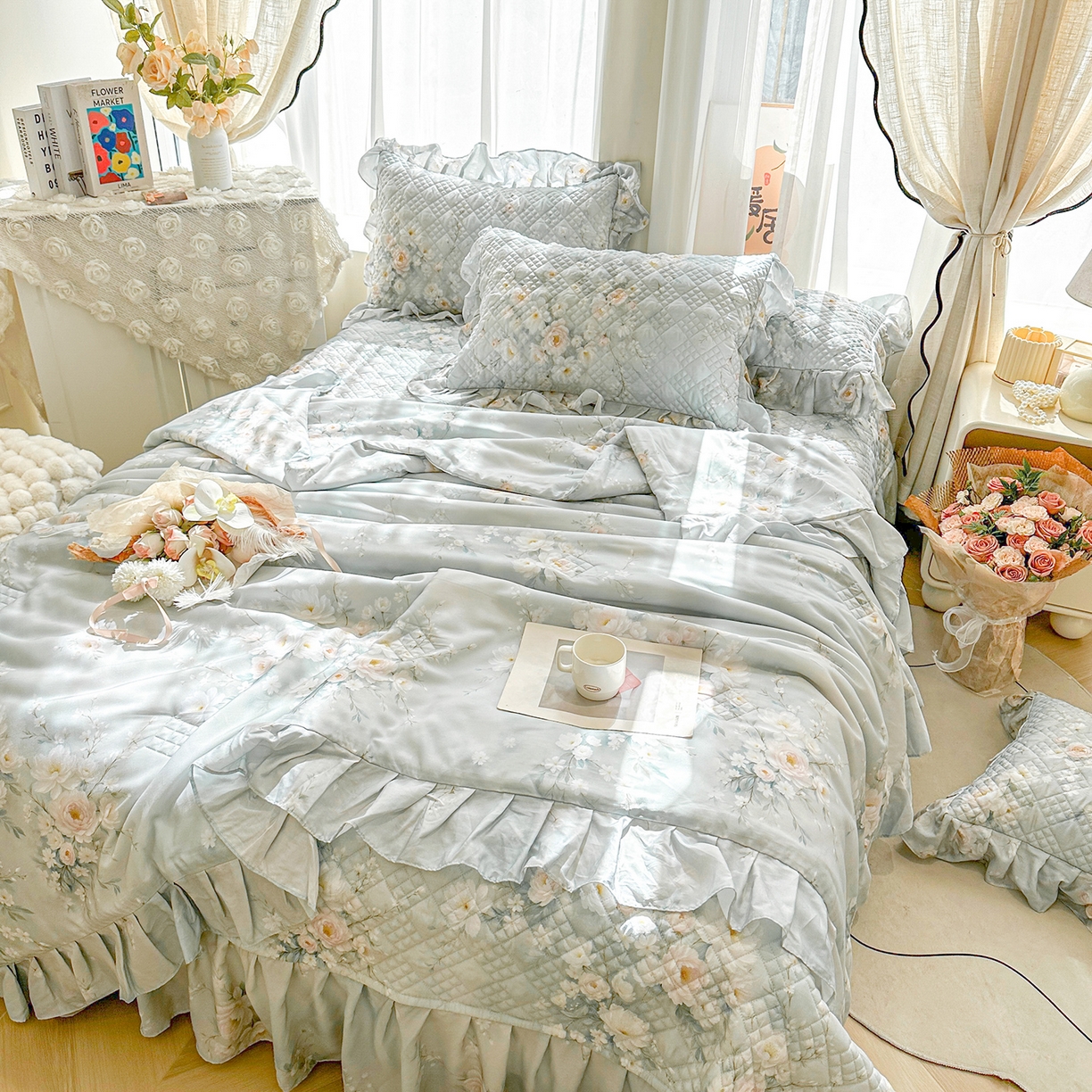 91家纺网 家纺一手货源 找家纺 宜凡 2026新款莱赛尔数码印花夹棉床盖夏被四件套 蓝铃风语