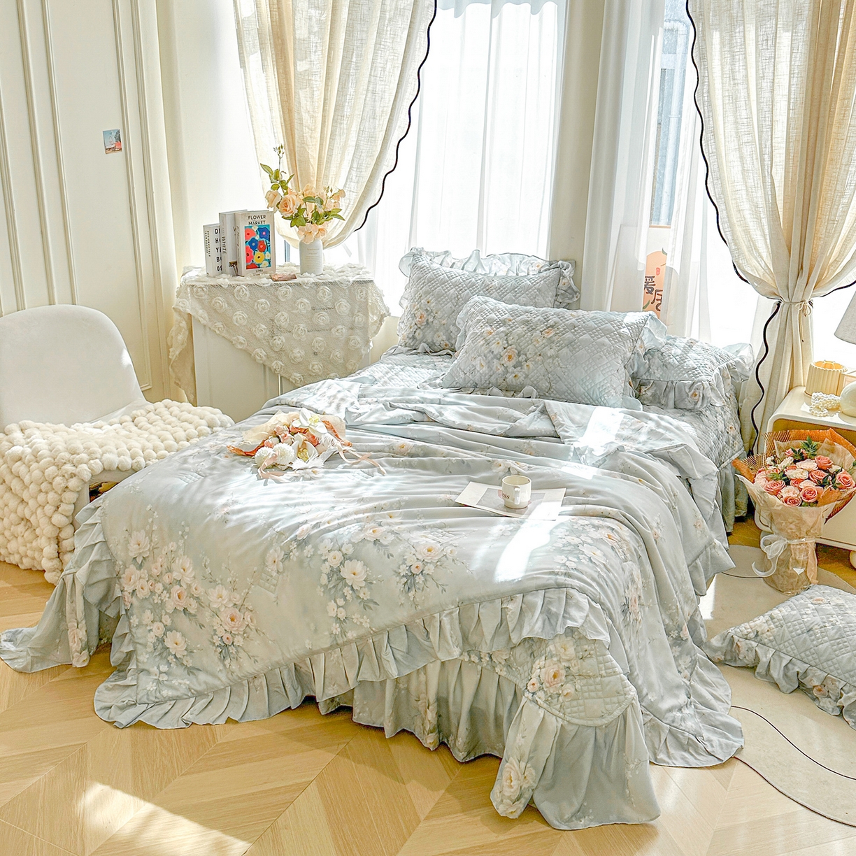 91家纺网 家纺一手货源 找家纺 宜凡 2026新款莱赛尔数码印花夹棉床盖夏被四件套 蓝铃风语