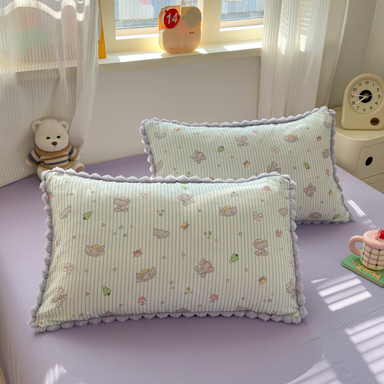 91家纺网 家纺一手货源 找家纺 丽涵家纺 2026新款全棉双层纱全棉纯棉大雁纹毛球花边四件套 音乐小象-紫