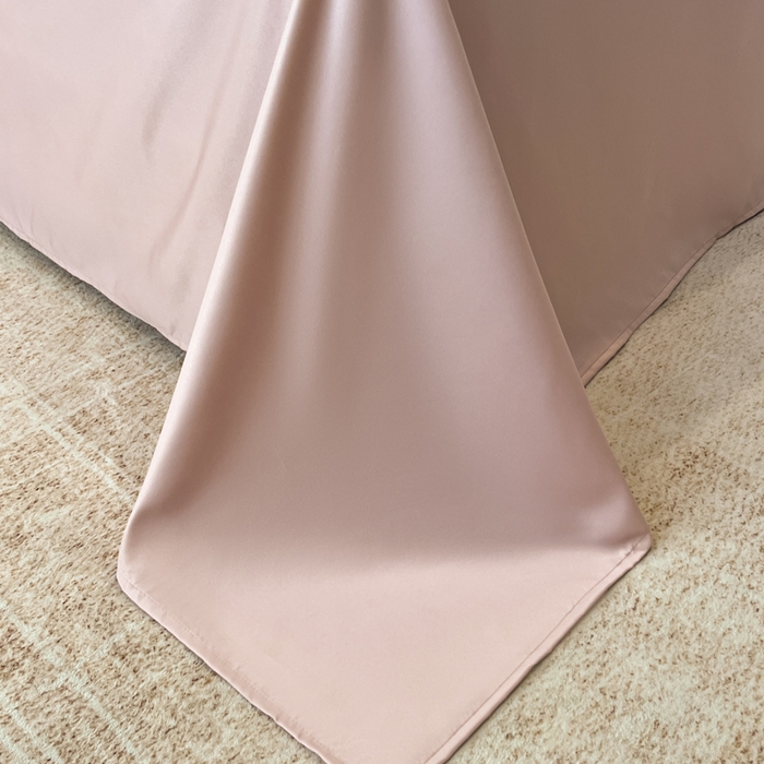 91家纺网 家纺一手货源 找家纺 （总）金牛座家纺 2026新款高克重细斜纹丝柔质感亲肤数码印花宽边四件套-庄生晓梦