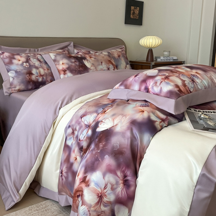 91家纺网 家纺一手货源 找家纺 金牛座家纺 2026新款高克重细斜纹丝柔质感亲肤数码印花宽边四件套-庄生晓梦 庄生晓梦-浅紫