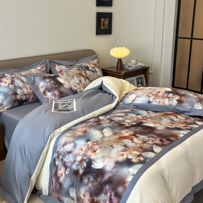 金牛座家纺 2026新款高克重细斜纹丝柔质感亲肤数码印花宽边四件套-庄生晓梦 庄生晓梦-灰