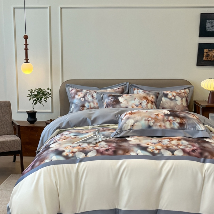 91家纺网 家纺一手货源 找家纺 金牛座家纺 2026新款高克重细斜纹丝柔质感亲肤数码印花宽边四件套-庄生晓梦 庄生晓梦-灰