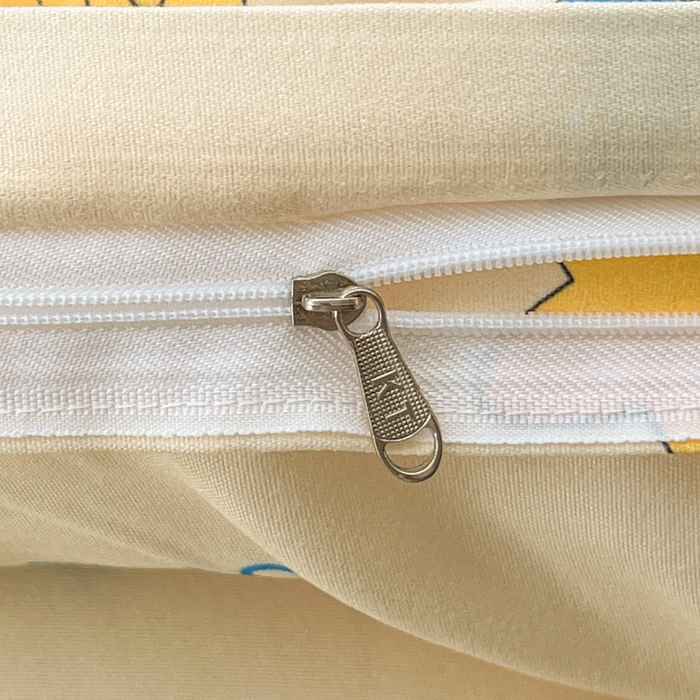 91家纺网 家纺一手货源 找家纺 KT猫直营店 2026新款卡通斜纹磨毛大版四件套 蓝胖子-黄