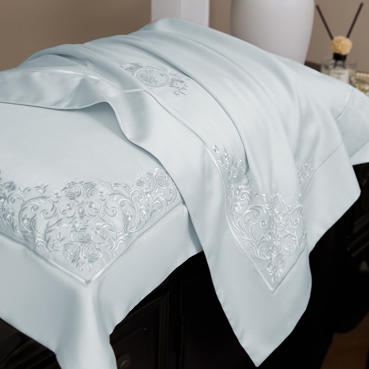 91家纺网 家纺一手货源 找家纺 蒂爵 2026新款天丝棉提花四件套 冰川蓝