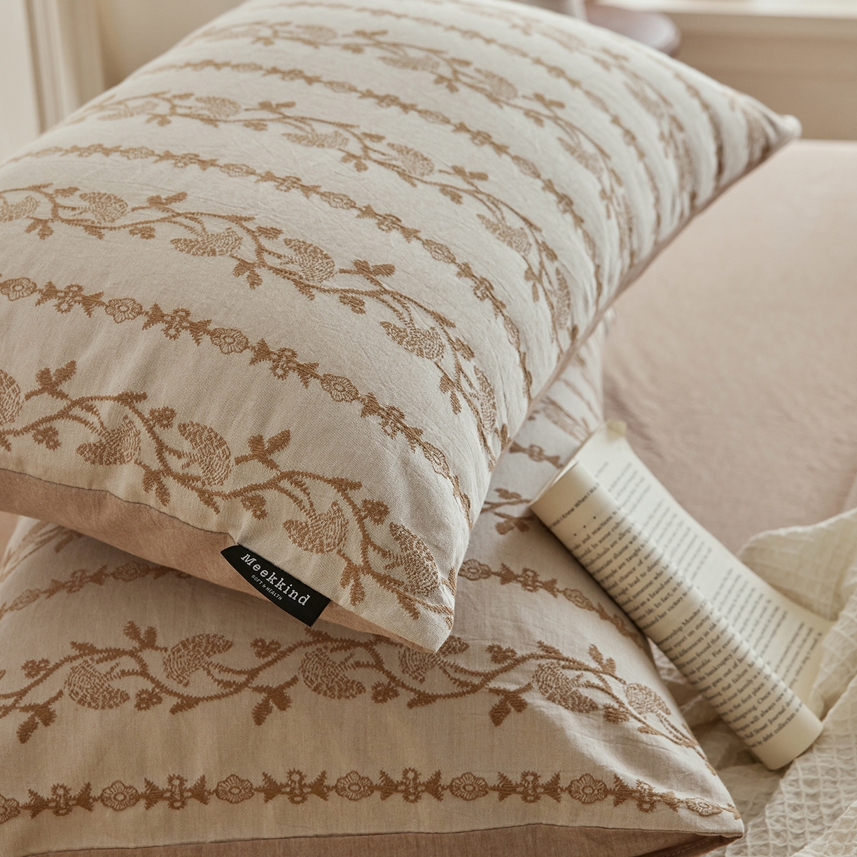 91家纺网 家纺一手货源 找家纺 风向标家纺 2026新款厚织提花麻感水洗全棉四件套-风格二 茉白-麻咖