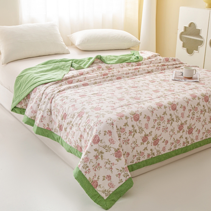 91家纺网 家纺一手货源 找家纺 锦鹭被业 2026新款A类里外全棉印花夏被夏凉被空调被 烟雨蒙蒙