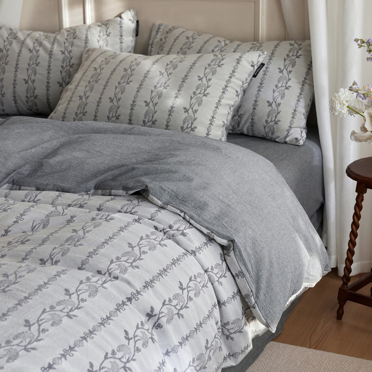 91家纺网 家纺一手货源 找家纺 风向标家纺 2026新款厚织提花麻感水洗全棉四件套-风格二 茉白-麻蓝