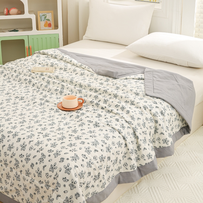 91家纺网 家纺一手货源 找家纺 锦鹭被业 2026新款A类里外全棉印花夏被夏凉被空调被 草莓园