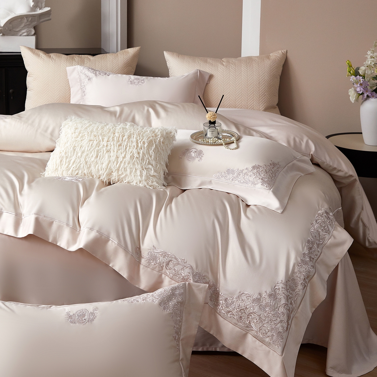 蒂爵 2026新款天丝棉提花四件套 浅香槟