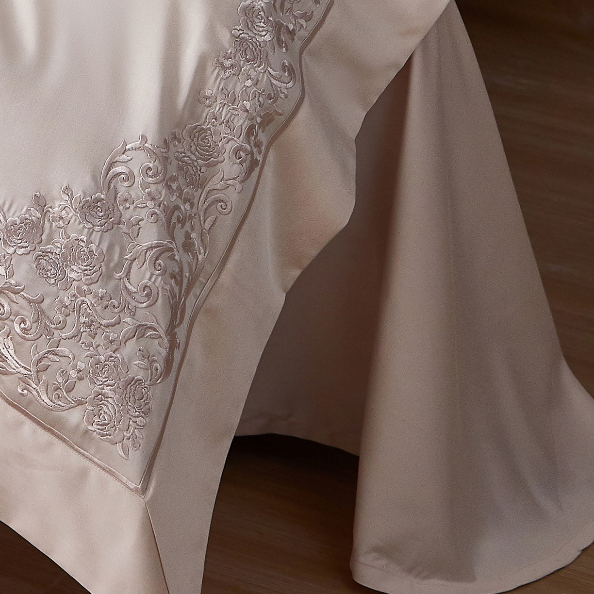 91家纺网 家纺一手货源 找家纺 蒂爵 2026新款天丝棉提花四件套 浅香槟