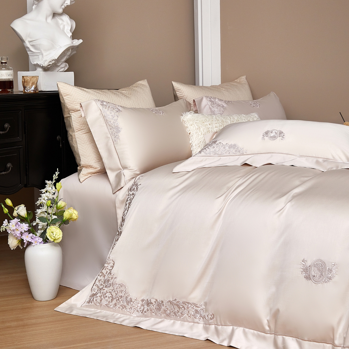 91家纺网 家纺一手货源 找家纺 蒂爵 2026新款天丝棉提花四件套 浅香槟