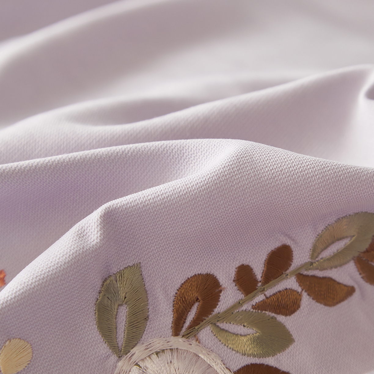 91家纺网 家纺一手货源 找家纺 遇见家居生活馆 2026新款罗云棉刺绣四件套-春日茶会 奶油香芋紫