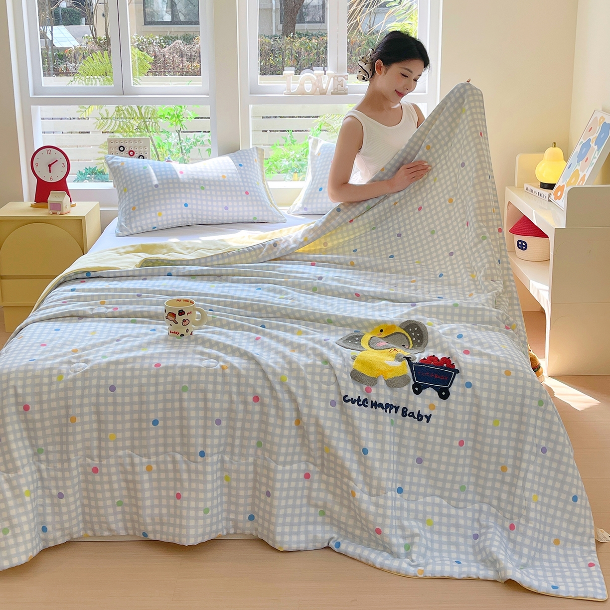 91家纺网 家纺一手货源 找家纺 （总）莱宁被业 2026新款原创设计A类全棉有氧双层纱毛巾绣大豆夏被