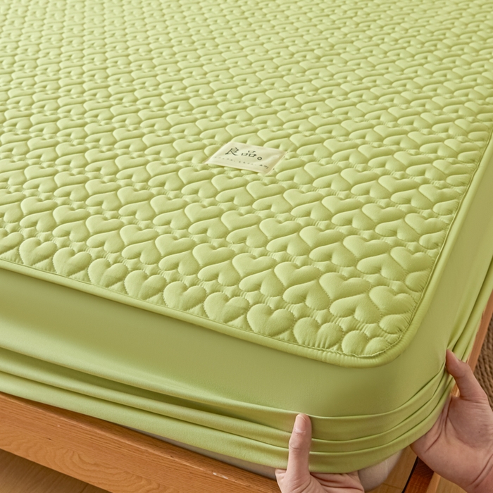 91家纺网 家纺一手货源 找家纺 曼陀罗 2026新款A类母婴级新疆棉花夹棉防水单床笠 床笠单件-倾心 倾心-果绿