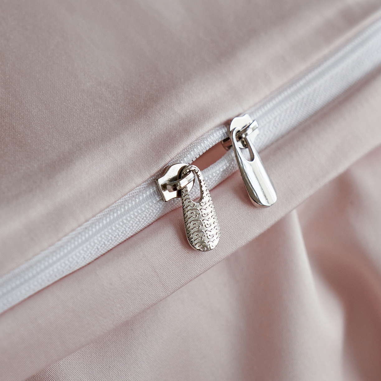 91家纺网 家纺一手货源 找家纺 蒂爵 2026新款高支天丝棉四件套 粉豆沙