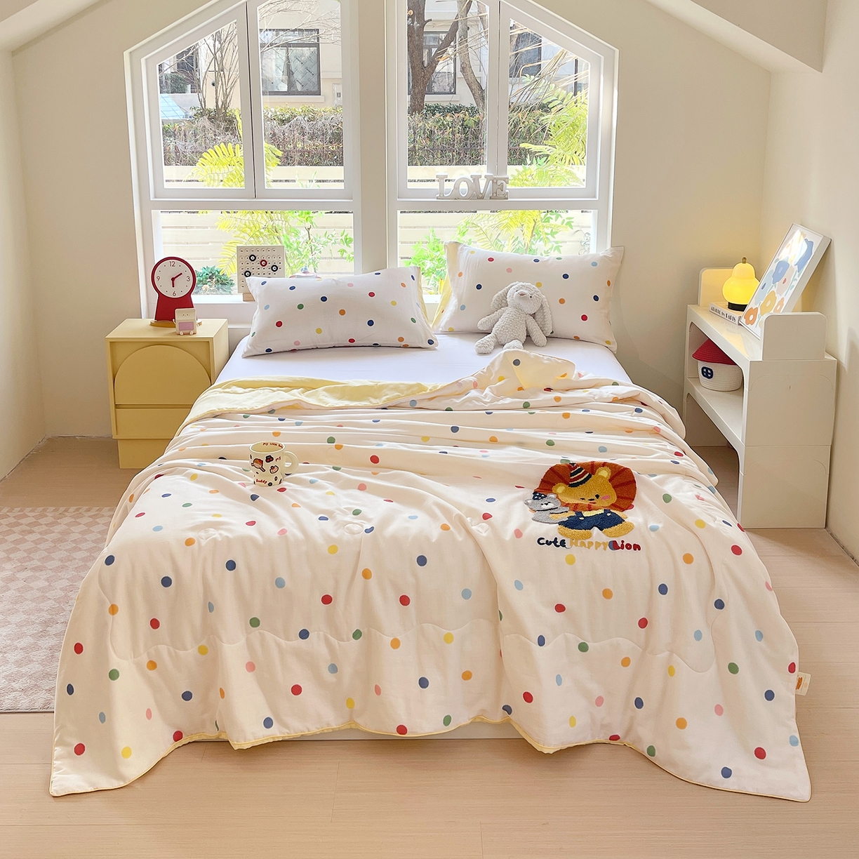 91家纺网 家纺一手货源 找家纺 （总）莱宁被业 2026新款原创设计A类全棉有氧双层纱毛巾绣大豆夏被