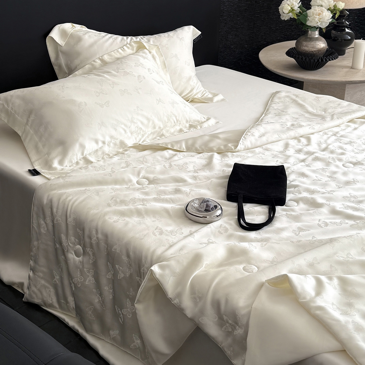 91家纺网 家纺一手货源 找家纺 三味舒屋 2026新款蒂贝尼系列60S兰精提花天丝夏被系列 蒂贝尼珍珠白