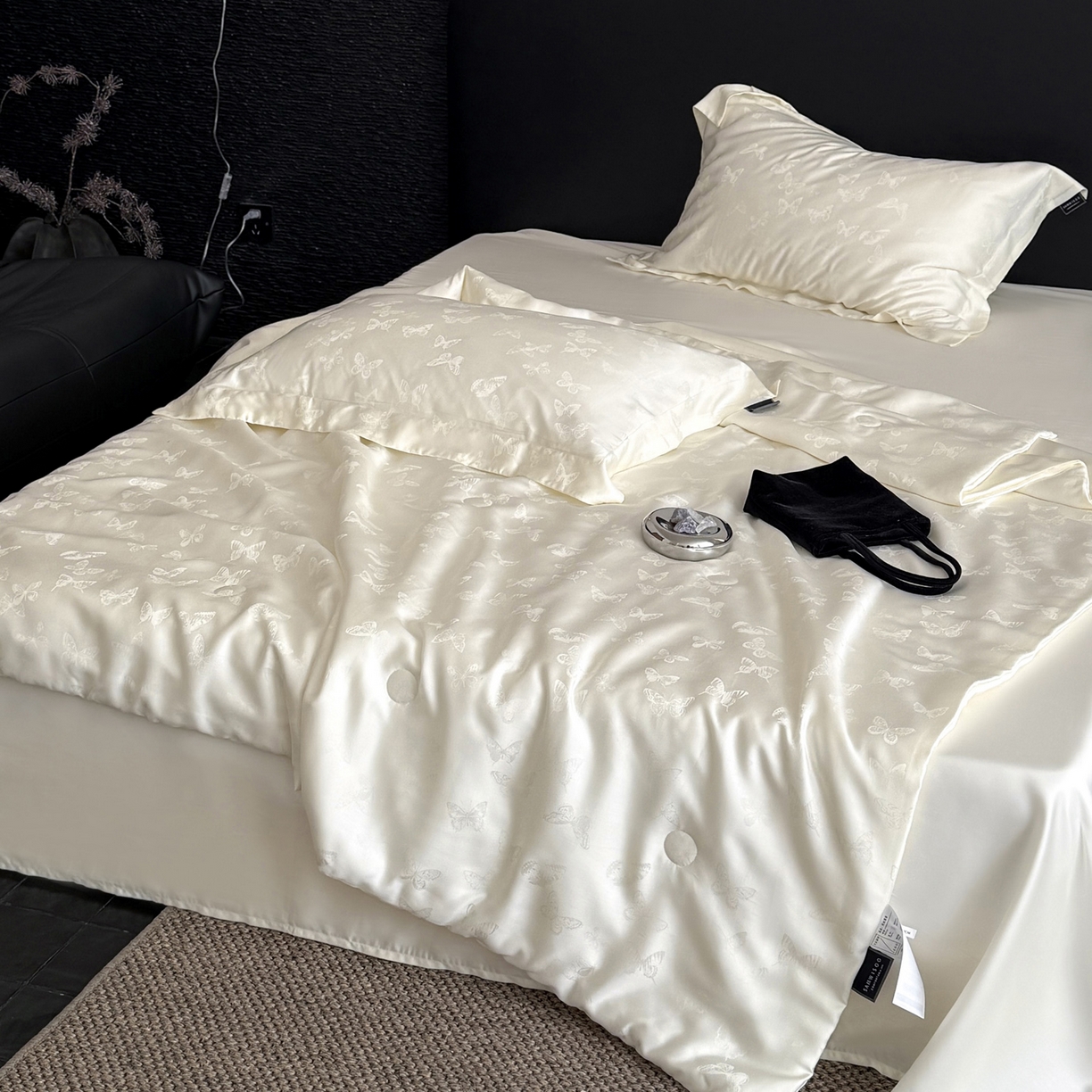 91家纺网 家纺一手货源 找家纺 三味舒屋 2026新款蒂贝尼系列60S兰精提花天丝夏被系列 蒂贝尼珍珠白