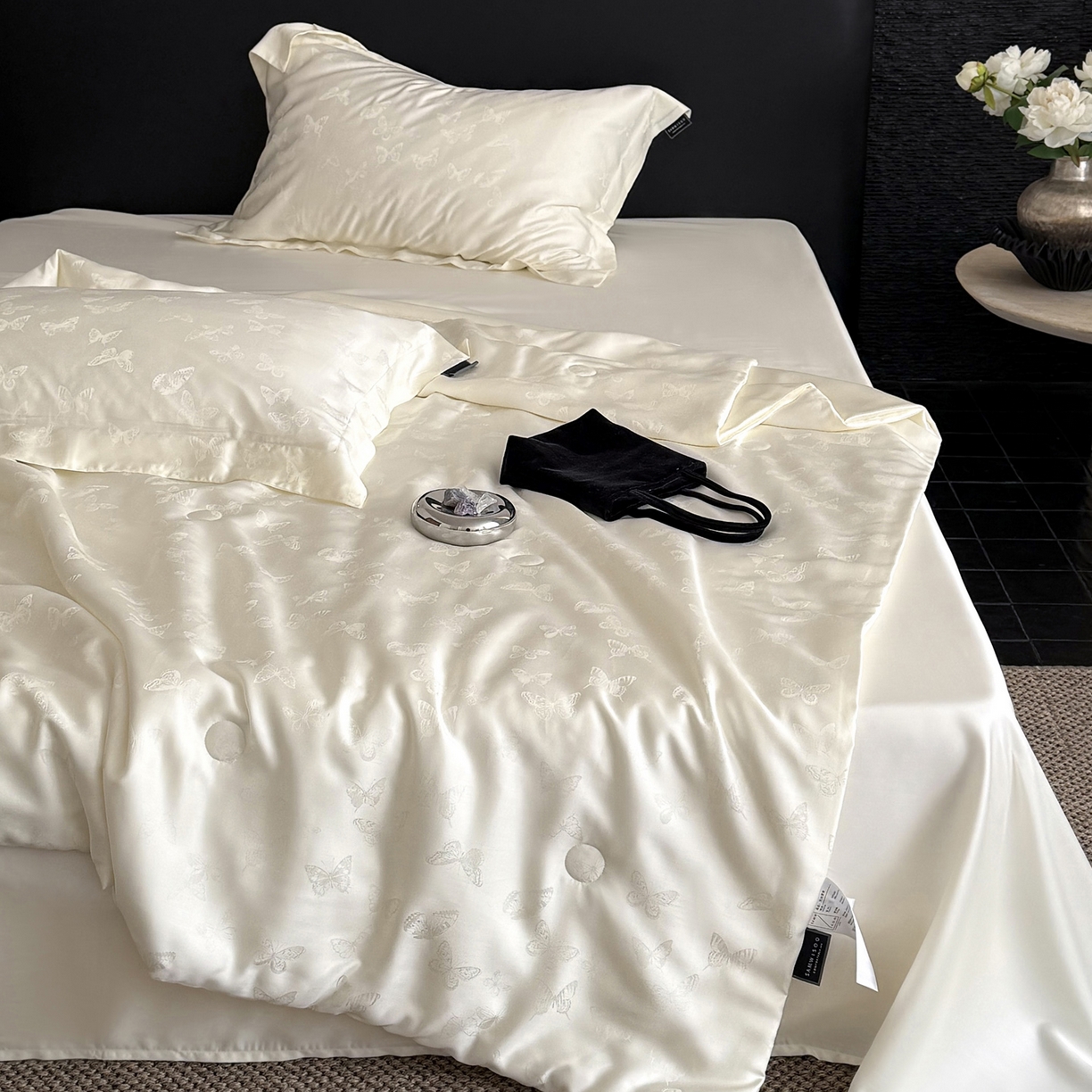 91家纺网 家纺一手货源 找家纺 三味舒屋 2026新款蒂贝尼系列60S兰精提花天丝夏被系列 蒂贝尼珍珠白