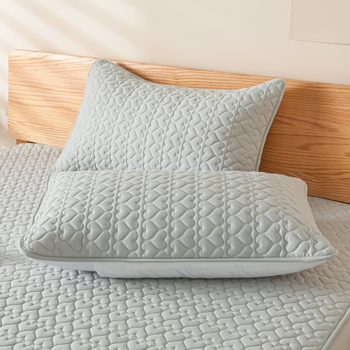 91家纺网 家纺一手货源 找家纺 曼陀罗 2026新款A类母婴级新疆棉花夹棉防水单床笠 床笠单件-倾心 倾心-浅灰