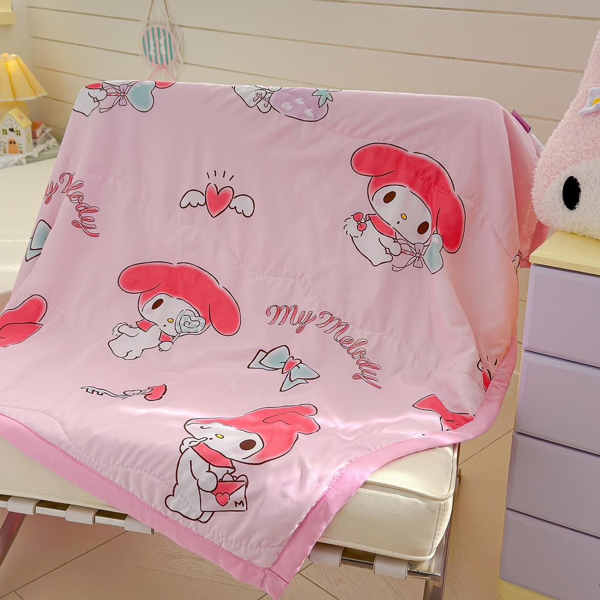 91家纺网 家纺一手货源 找家纺 沁童儿童用品店 2026新款三丽鸥儿童被 粉色兔兔