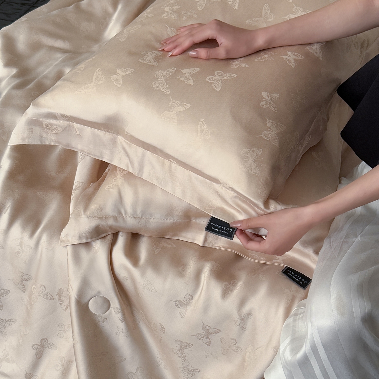 91家纺网 家纺一手货源 找家纺 三味舒屋 2026新款蒂贝尼系列60S兰精提花天丝夏被系列 蒂贝尼棕玉